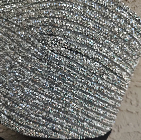 Fore Fitted Mini ,With Cut Out And Rhinestone Studded Embellished Top - Picture 5 of 8